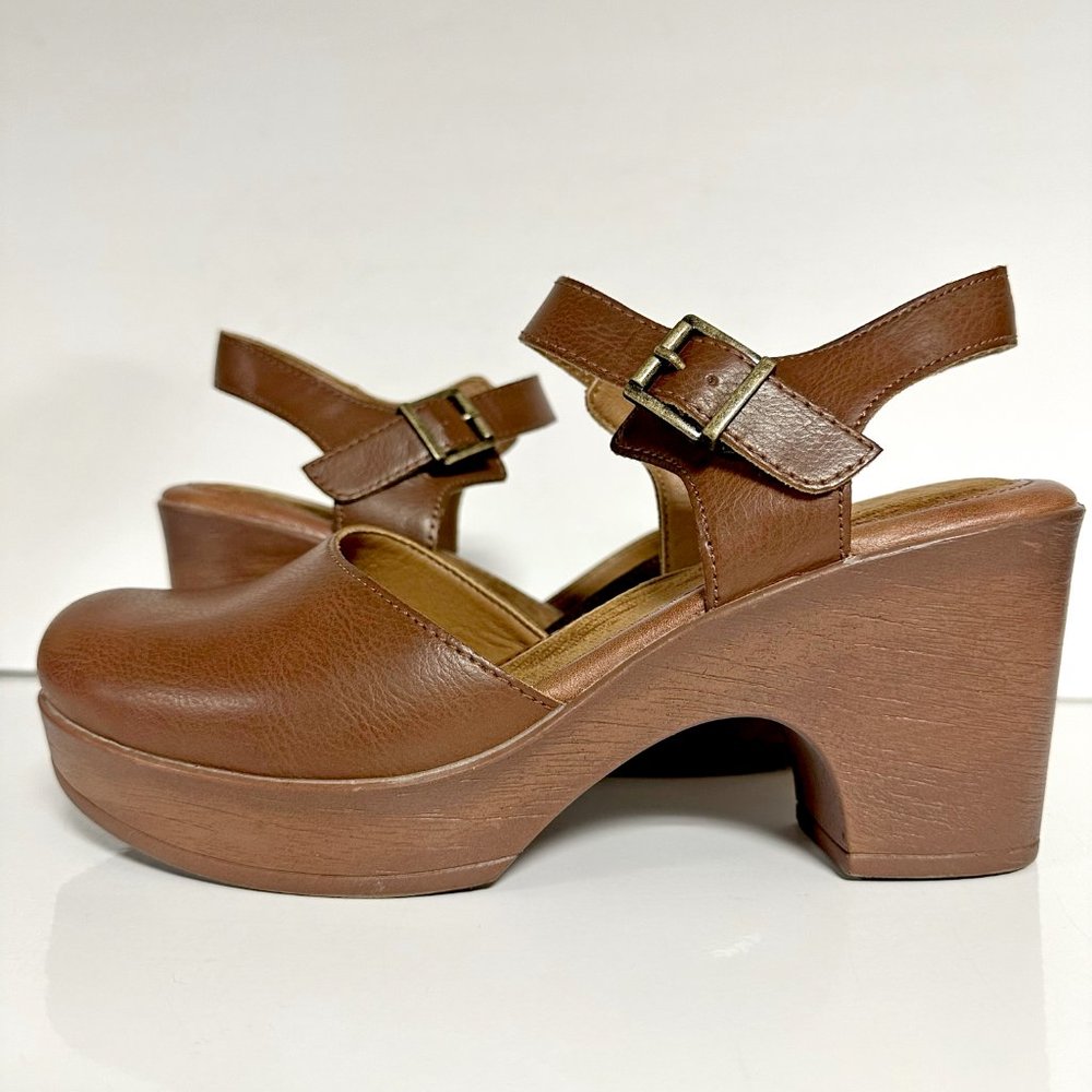 Born Brown Leather Clog Heels - Picture 2 of 11